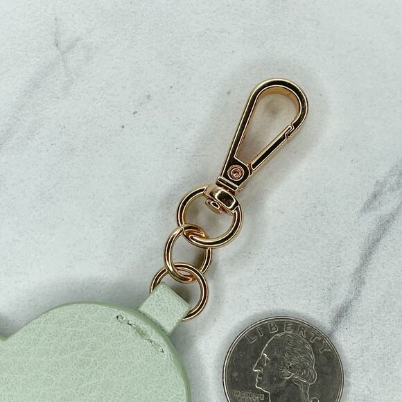 Faux Leather Heart Bag Charm Clip Keychain Keyring - Picture 3 of 4